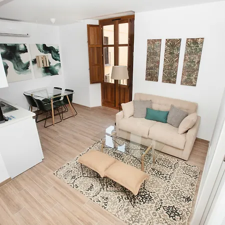 Feelathome Martires Apartament Malaga